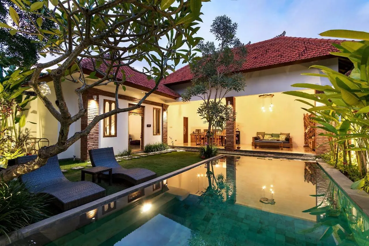 Bijia Villa W Private Pool - Peaceful Quiet Luxury Villa - Near Monkey Forest Ubud